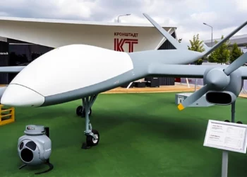 Rusia despliega drones pesados con bombas FAB-100 para dominar el espacio aéreo