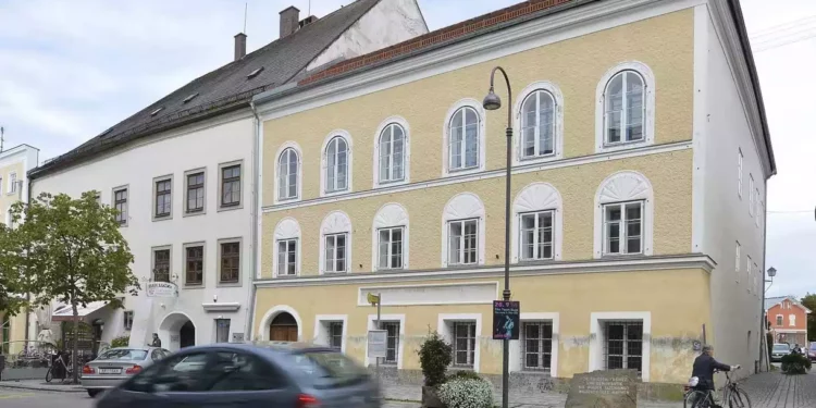 Casa natal de Hitler se transformará en centro de derechos humanos para la policía austriaca