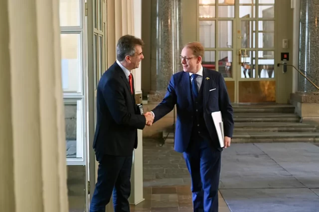 Israel celebra “nueva etapa” en relaciones con Suecia