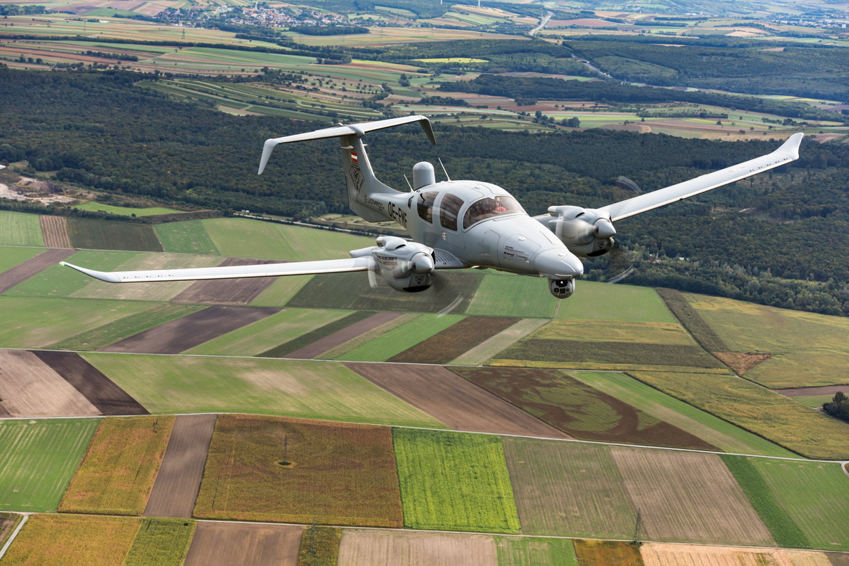 Nigeria recibe el primer avión de vigilancia Diamond DA-62 