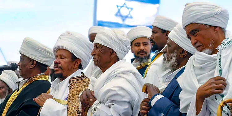 Programa piloto acelera la adaptación de olim etíopes en Israel