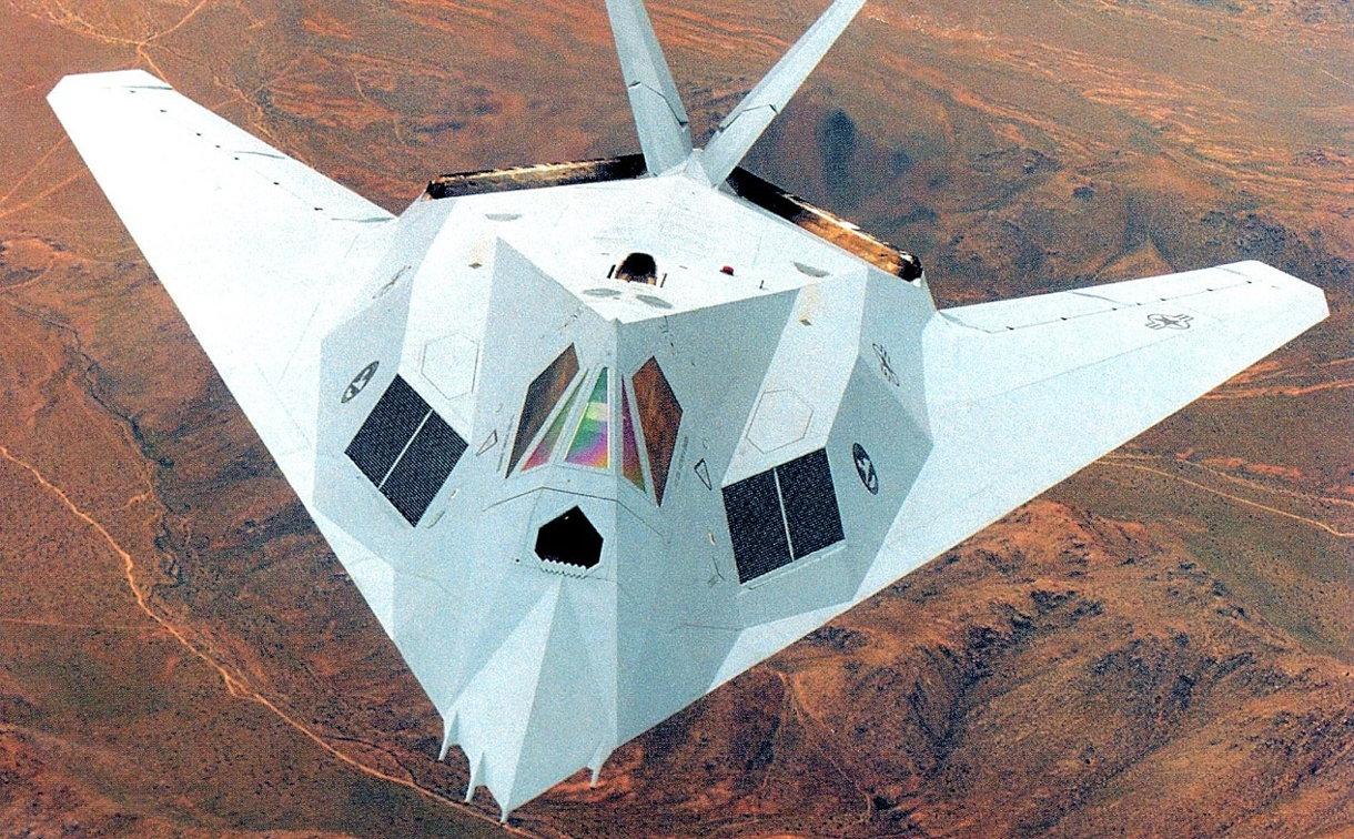 F-117: La leyenda furtiva del Golfo no puede seguir retirada