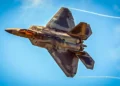 EE. UU. despliega cazas F-22 cerca de la frontera rusa