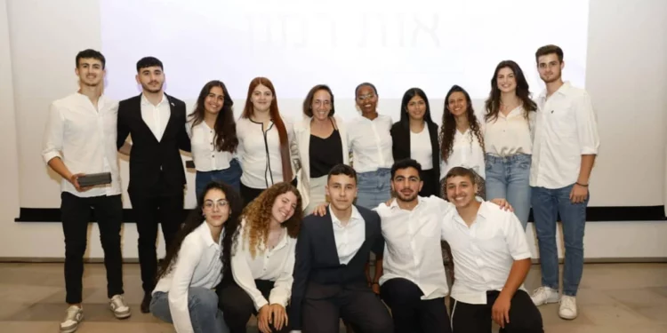 Destacados estudiantes israelíes honrados con el prestigioso Premio Ramón