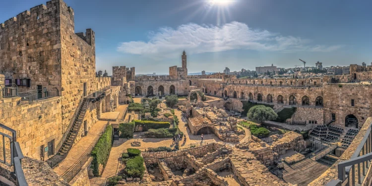 Intentos musulmanes de negar la conexión judía con Jerusalén