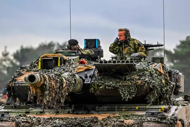 República Checa se suma a la modernización de tanques Leopard