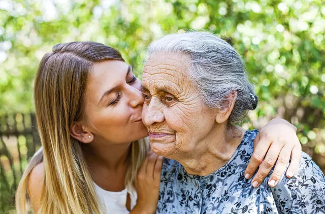 Hallazgo israelí: Por qué el Alzheimer es más agresivo en mujeres