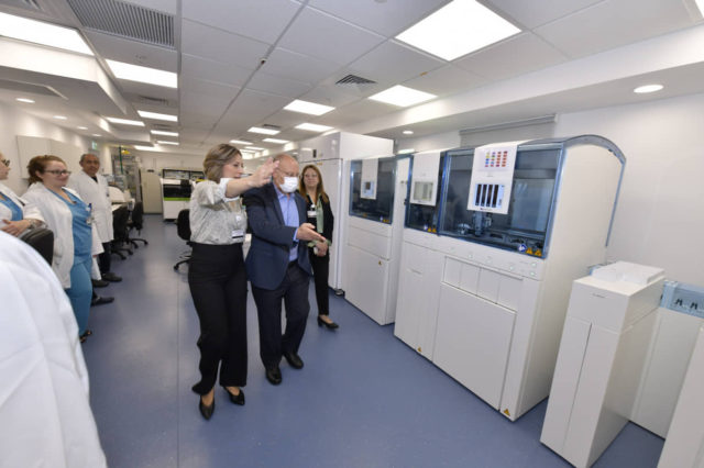 Nahariya Hospital Inaugurates A Hi-Tech Automated Laboratory