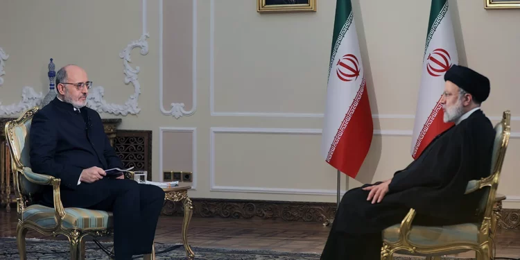 El presidente iraní amenaza a Israel con la muerte si ataca su país