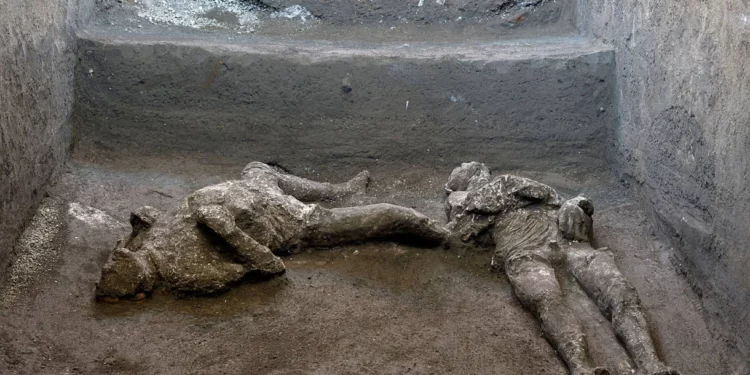 Hallan más víctimas de la erupción de un volcán en las ruinas romanas de Pompeya