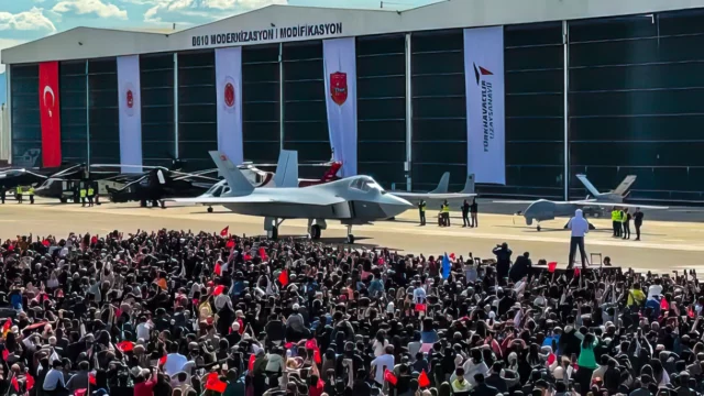 TAI TF-X: El majestuoso caza turco de quinta generación deslumbra a miles