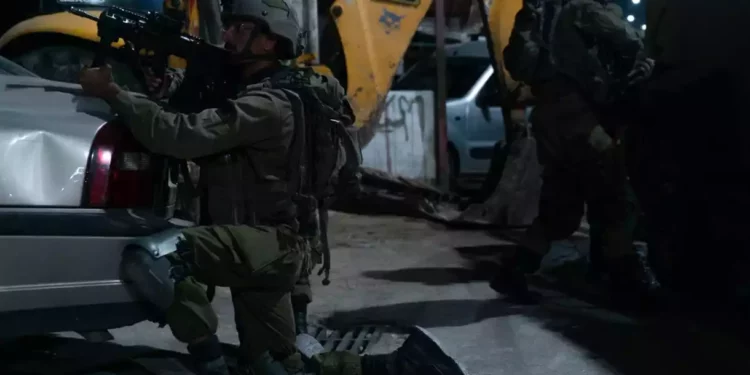 Operación israelí en Jenín deja tres palestinos heridos: Reporte