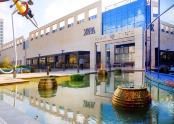 Zara inaugura una tienda insignia en Ramat Aviv