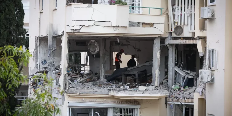 Muere hombre un mes después del asesinato de su esposa por un cohete lanzado desde Gaza: Estaba muy triste