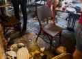 Gritos de una mujer en un bar de Tel Aviv por una cucaracha ocasionan estampida ante temor de un ataque terrorista
