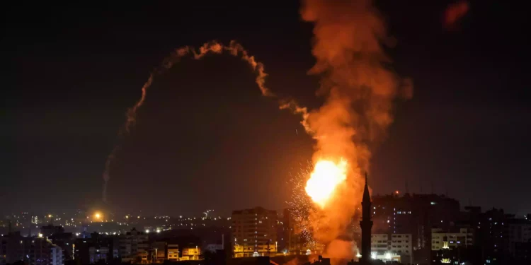 Alto al fuego en Israel y Gaza tras represalias por cohetes