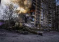 Ataques rusos destruyen almacenes humanitarios en Ucrania