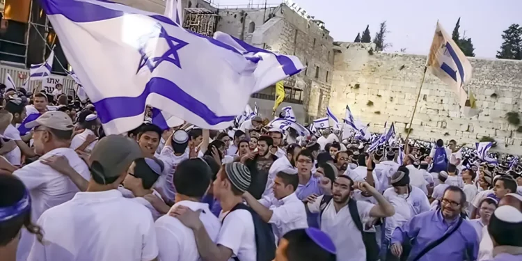 Mayoría judía en Jerusalén disminuye a nuevo mínimo 56 años después de la reunificación