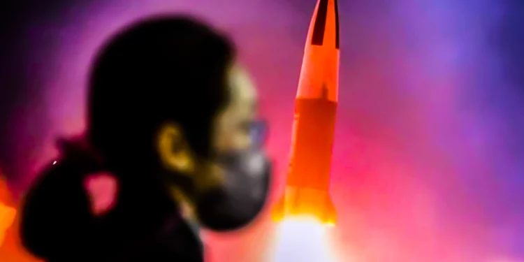 Empresa surcoreana fusiona IA con imágenes para detectar misiles balísticos