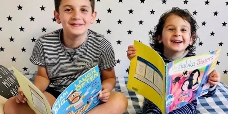 Organización benéfica recauda 250.000 libras para enviar libros infantiles judíos a las familias