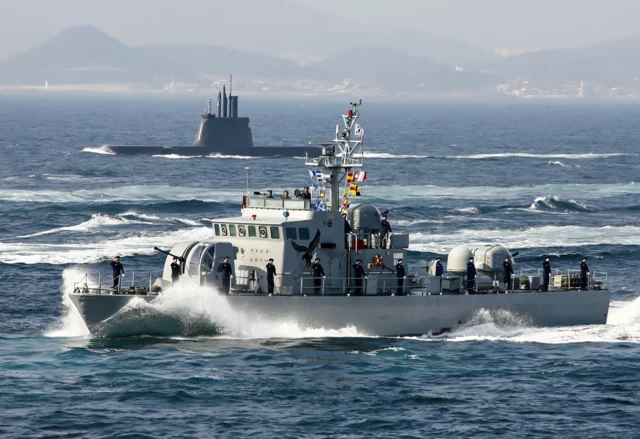 Uruguay recibe patrullero de Corea del Sur para fortalecer su Armada