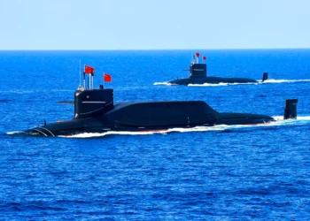 Enfrentamiento naval entre EE. UU. y China cerca de Hong Kong