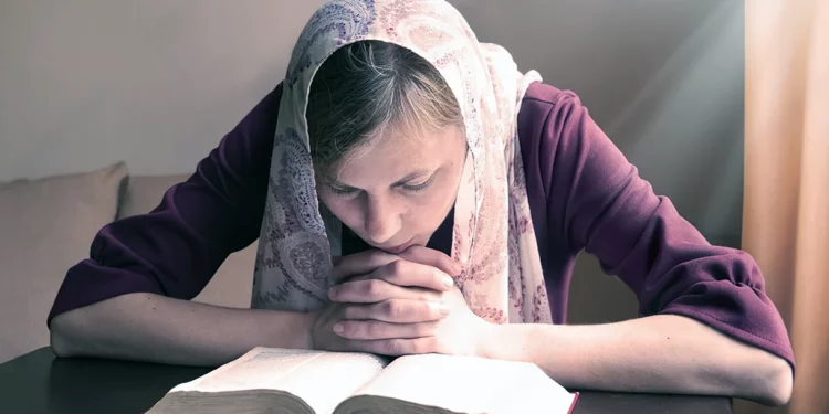 Joven drusa, Mira Husaisi, triunfa en concurso bíblico de Jerusalén