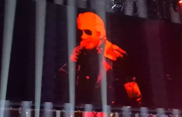 En Alemania, Roger Waters se viste de las SS y proyecta “Ana Frank” en la pantalla para atacar a Israel