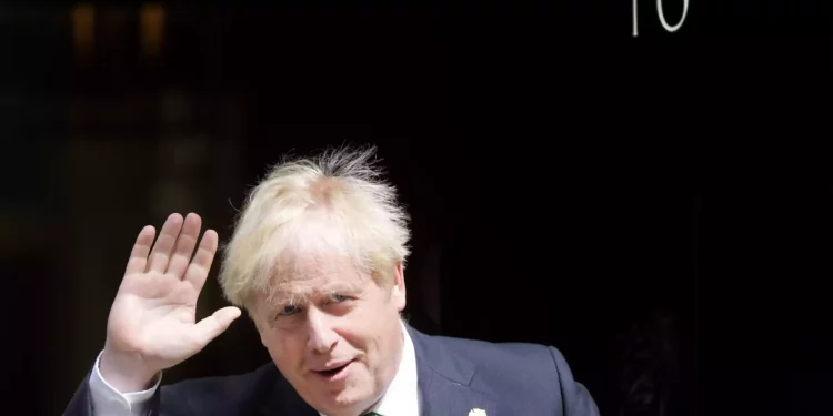 Boris Johnson renuncia al Parlamento del Reino Unido