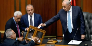 Líbano: Elección presidencial en el limbo por retiro de Hezbolá
