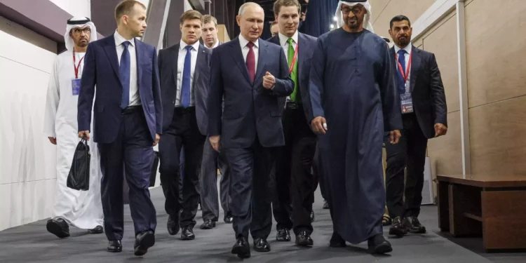 Emiratos Árabes Unidos busca fortalecer los lazos con Rusia