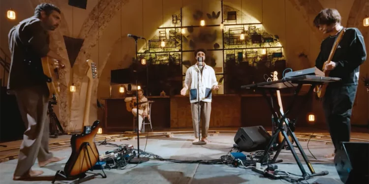 Jonny Greenwood y Dudu Tassa lanzan álbum conjunto y anuncian concierto en Tel Aviv