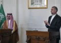Ministro saudí modifica locación para conferencia en Teherán debido a un retrato de Soleimani