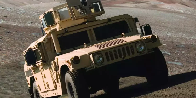 Un soldado roba un Humvee para irse de vacaciones con su familia