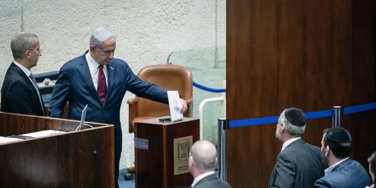 Netanyahu a Gantz y Lapid: Basta de amenazas y vuelvan a las negociaciones