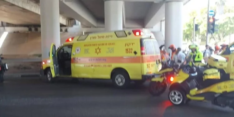 Ciclista fallece tras atropello por un camión mezclador de hormigón en Tel Aviv