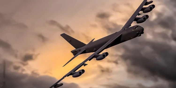 EE. UU. moderniza los bombarderos B-52 con el radar AESA