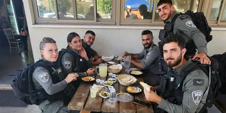Reabre restaurante en Eli tras el ataque terrorista palestino