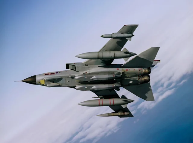 Rusia intercepta misiles Storm Shadow mientras Ucrania revela imagen inédita de Su-24