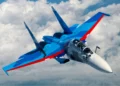 Su-30 ruso utiliza sistema de guerra electrónica para interceptar F-35
