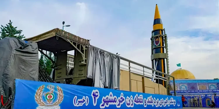 Irán afirma que Israel no tiene respuesta a su nuevo misil Fateh