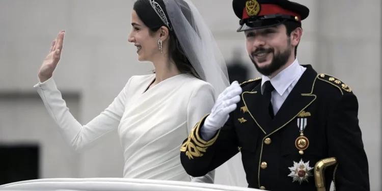 Boda estelar del príncipe heredero de Jordania y una saudí prominente