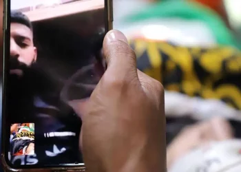 Confiscan móviles en cárcel Israelí tras streaming de un preso
