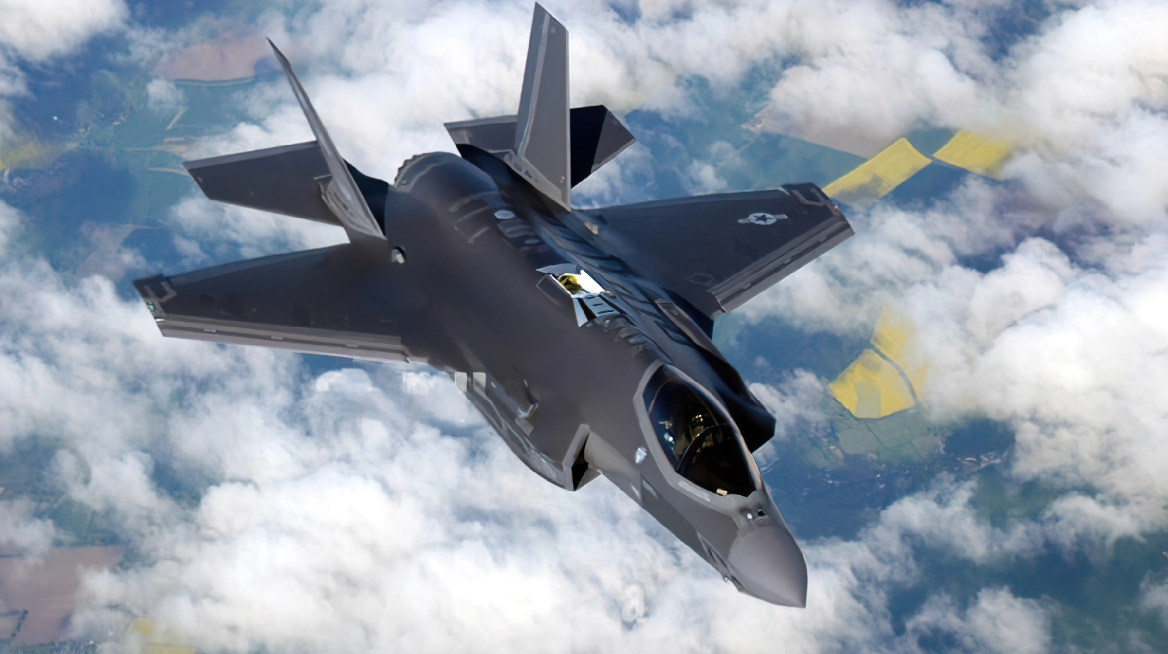 F-35 production plunges as Chinese J-20 gains ground