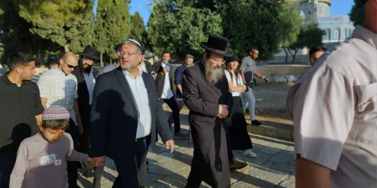 Tisha B'Av: El ministro Ben-Gvir visita el Monte del Templo