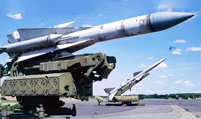 El S-200 en manos de Siria: Una espada de Damocles