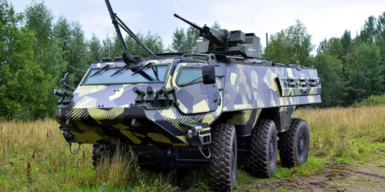 Patria 6x6: Primera flota de vehículos blindados llega a Suecia