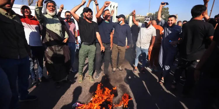 Solicitan quemar una Torá frente a la embajada israelí en Suecia