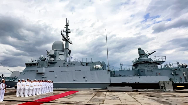 Armada rusa adquiere el destructor Zyklon: portento bélico equipado con el Pantsir-M