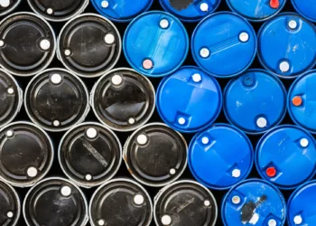EAU confirma: Recortes OPEP+ suficientes para estabilizar mercado petrolero